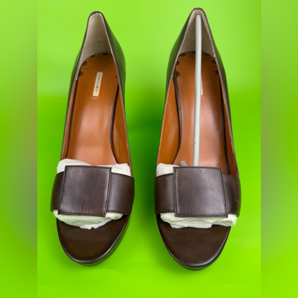 Elegant Brown Leather Women's Shoes